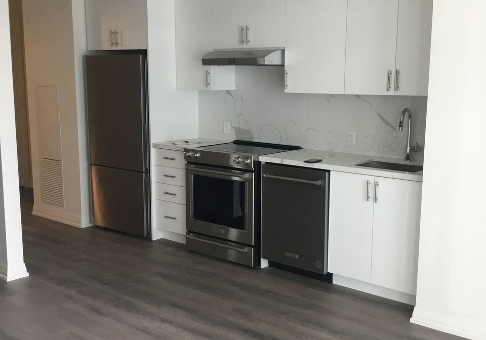 9000-jane-street-vaughan-ontario-n13093256