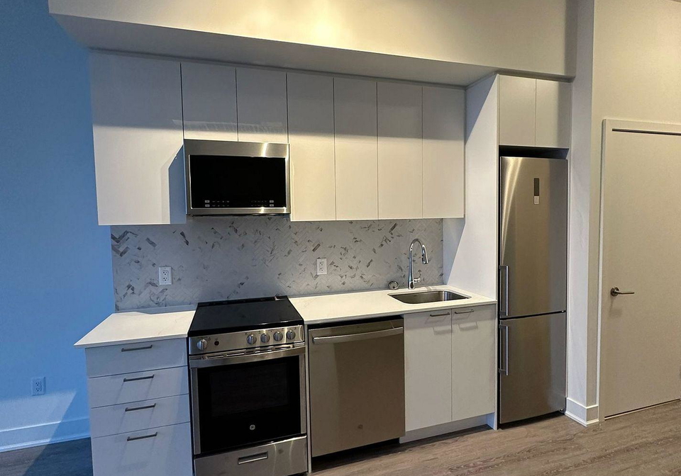 185-deerfield-road-newmarket-ontario-n13093492