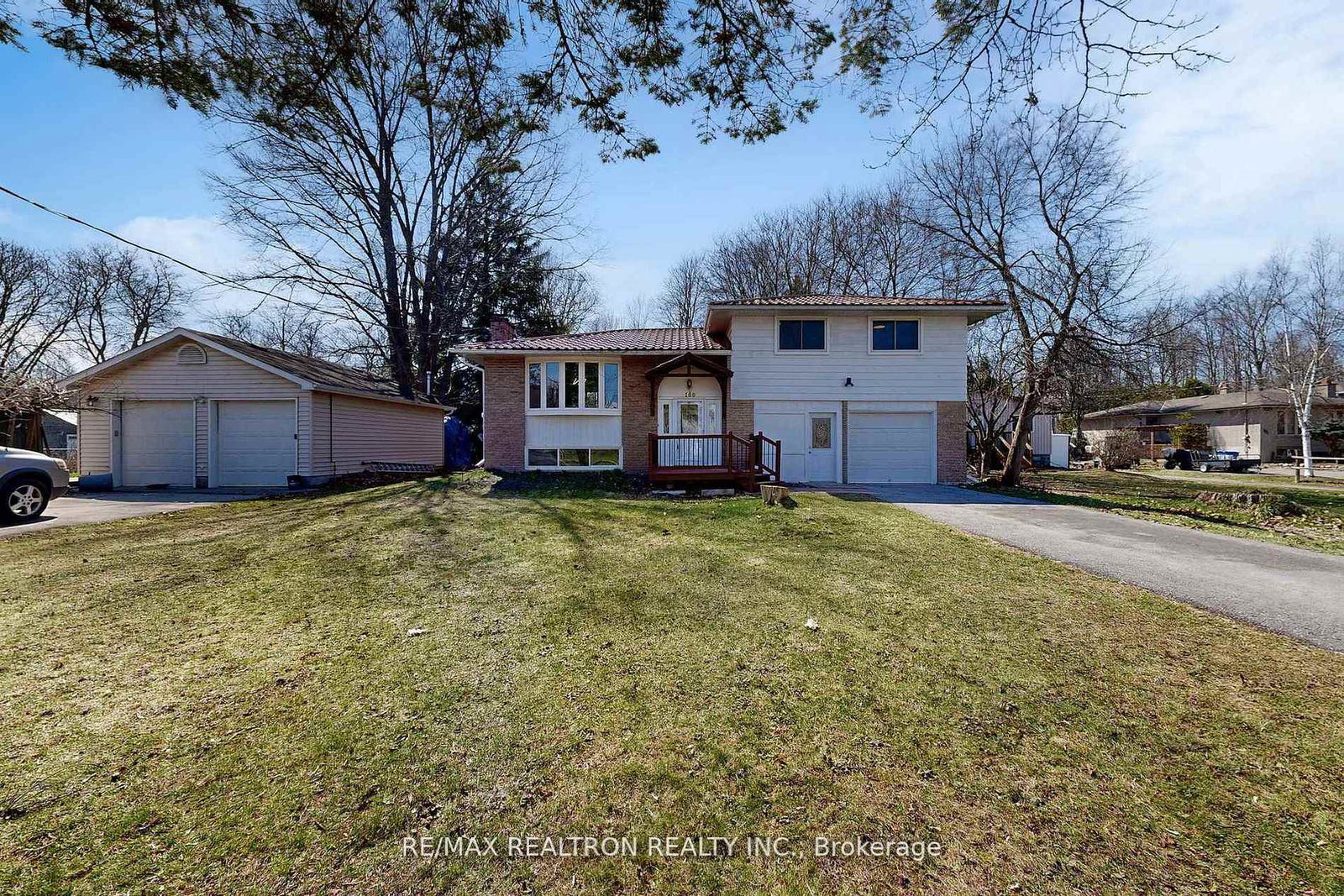 100-river-drive-east-gwillimbury-ontario-n13093530