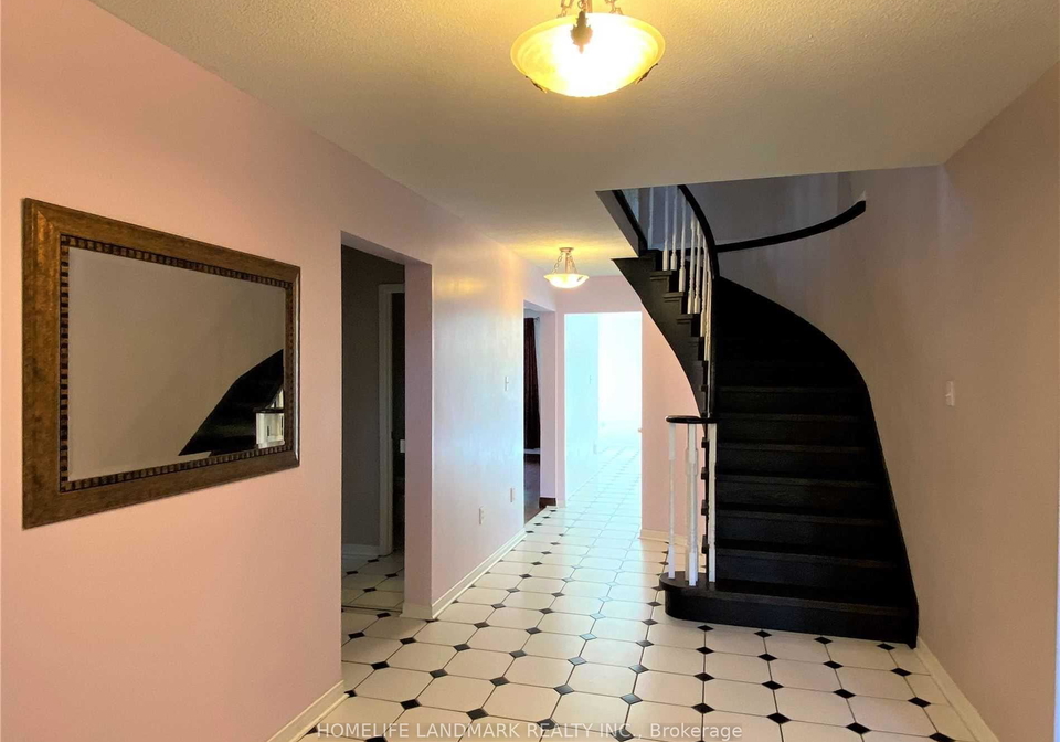 102-bernard-avenue-richmond-hill-ontario-n13093726