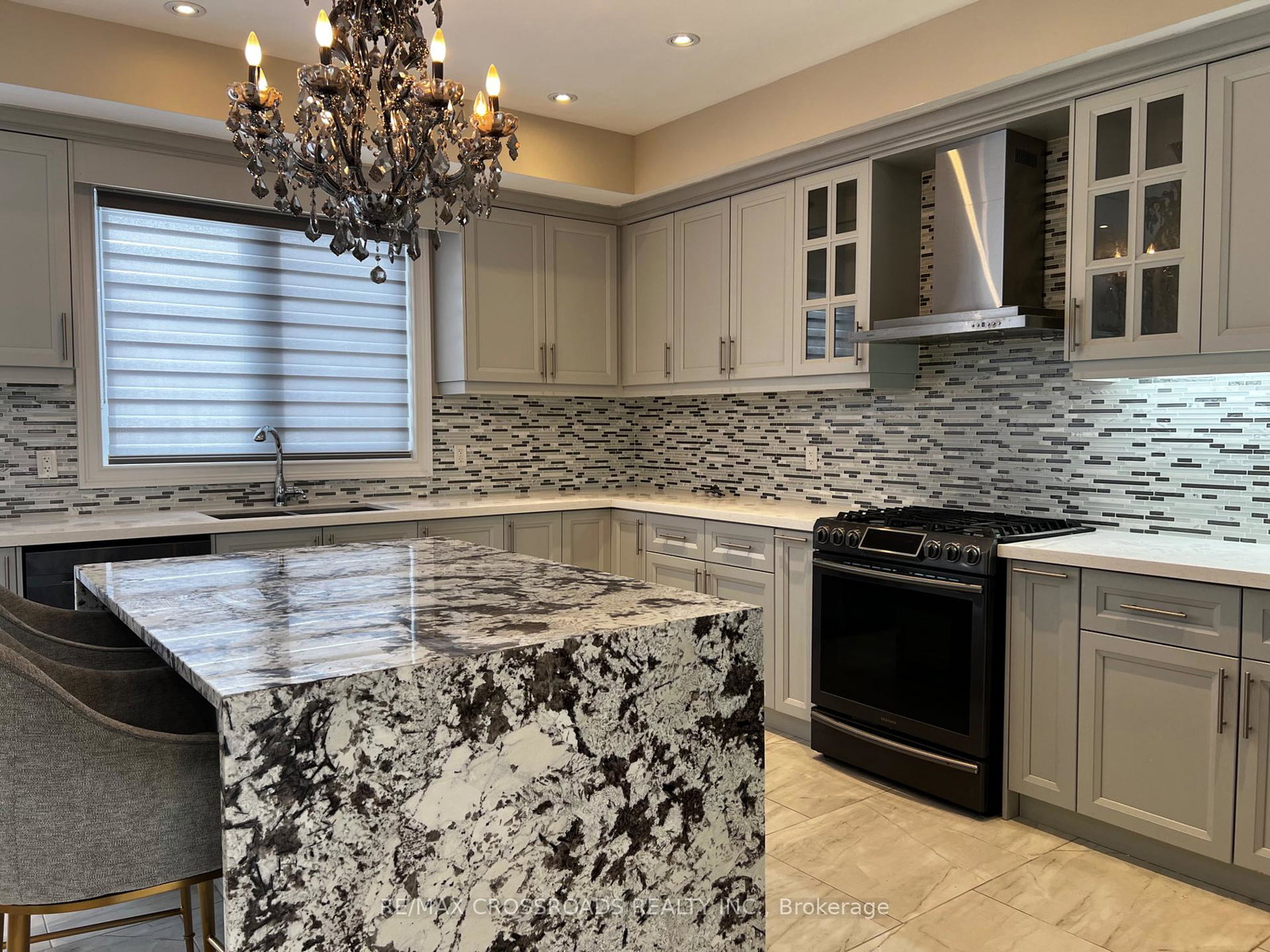 602-lake-drive-s-georgina-ontario-n13093836