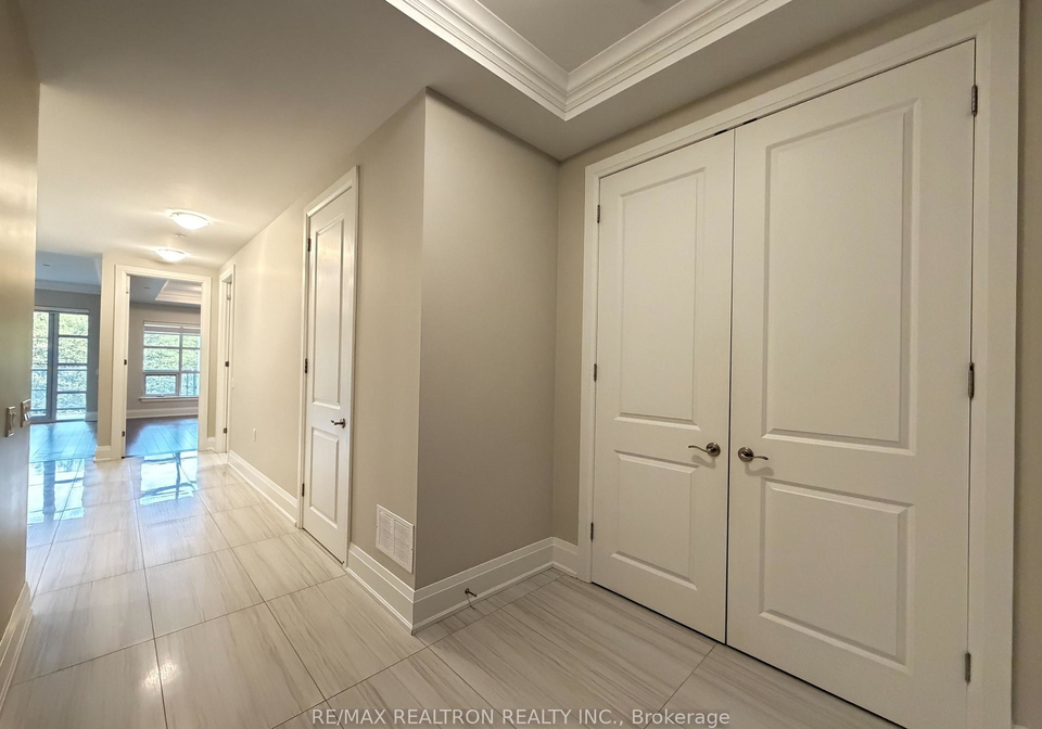 9909-pine-valley-drive-vaughan-ontario-n13094086