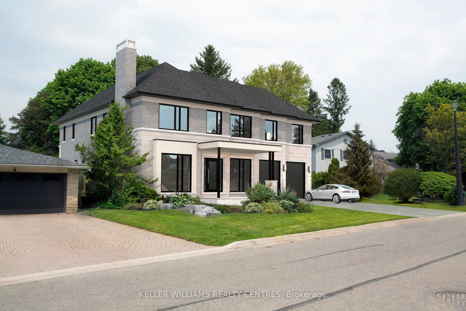 10-hawthorne-lane-aurora-ontario-n13094088