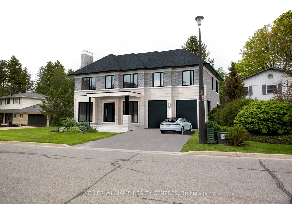 10-hawthorne-lane-aurora-ontario-n13094088