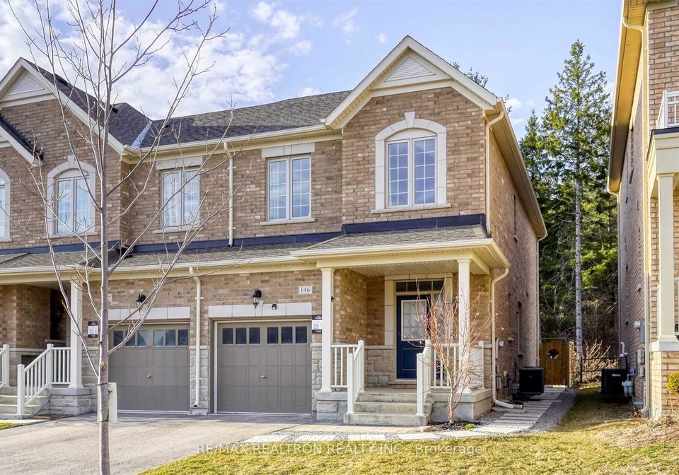 146-radial-drive-aurora-ontario-n13094472