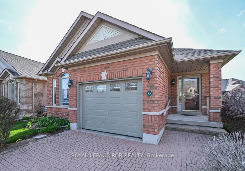 38-bella-vista-trail-new-tecumseth-ontario-n13094752