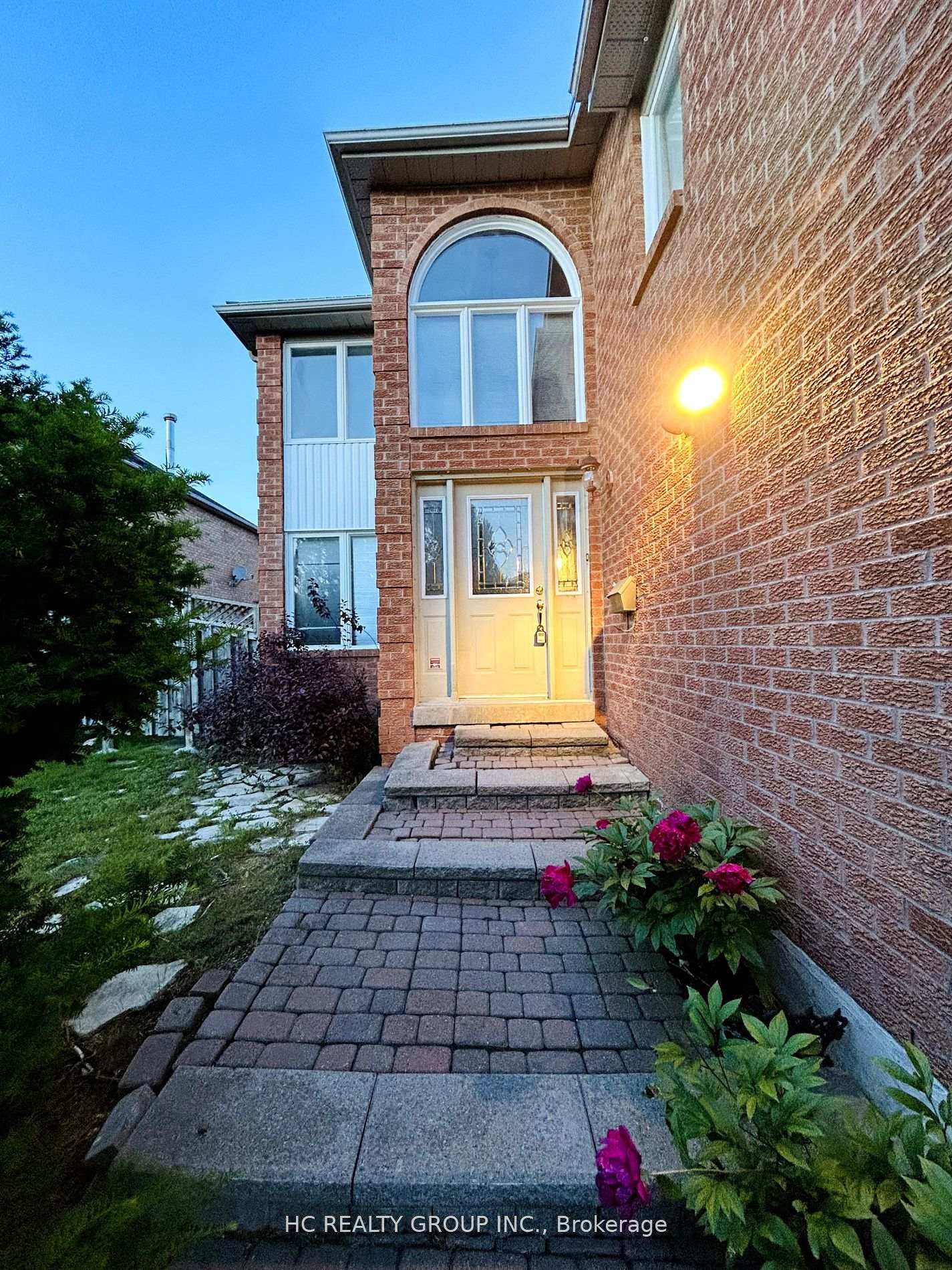 33-westmoreland-court-markham-ontario-n13095008