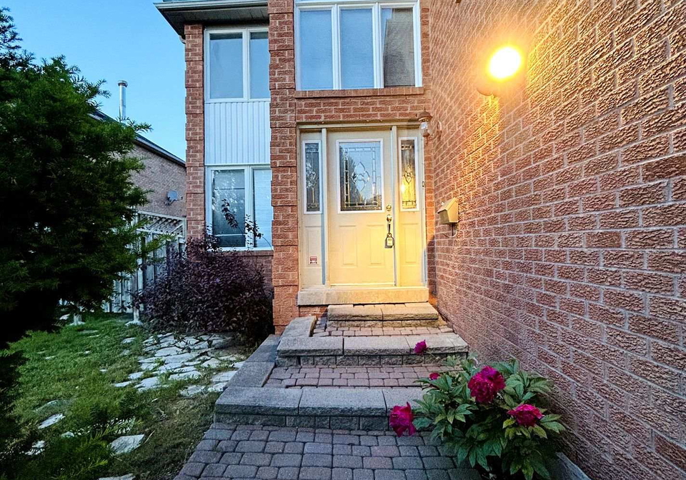 33-westmoreland-court-markham-ontario-n13095008