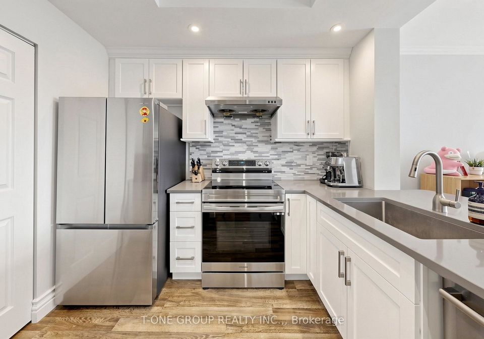 22-clarissa-drive-richmond-hill-ontario-n13095526
