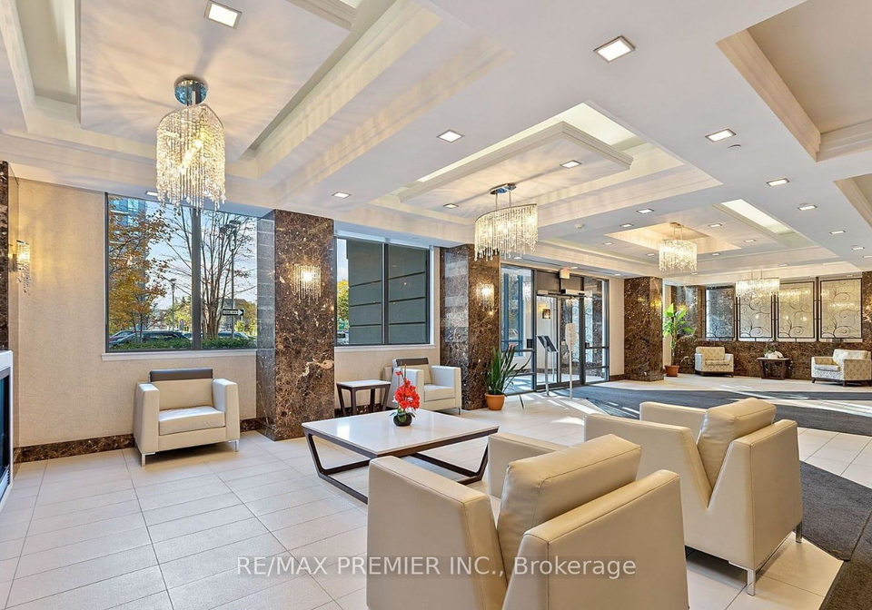 372-highway-7-e-richmond-hill-ontario-n13095936