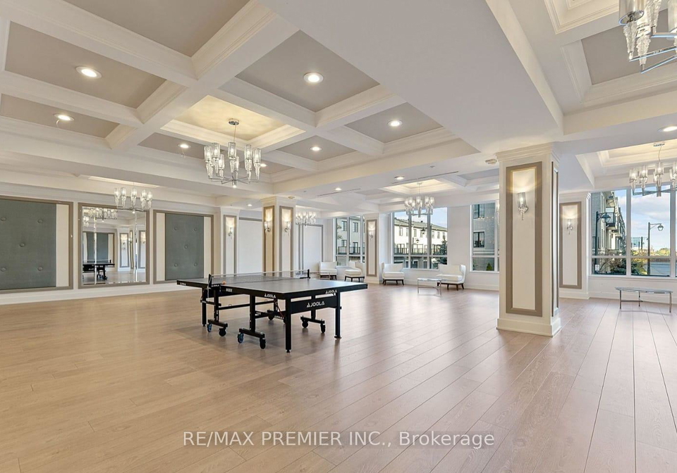 372-highway-7-e-richmond-hill-ontario-n13095936