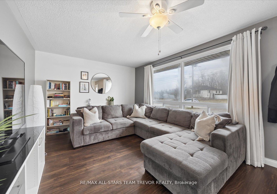 512-sarah-street-brock-ontario-n13096350