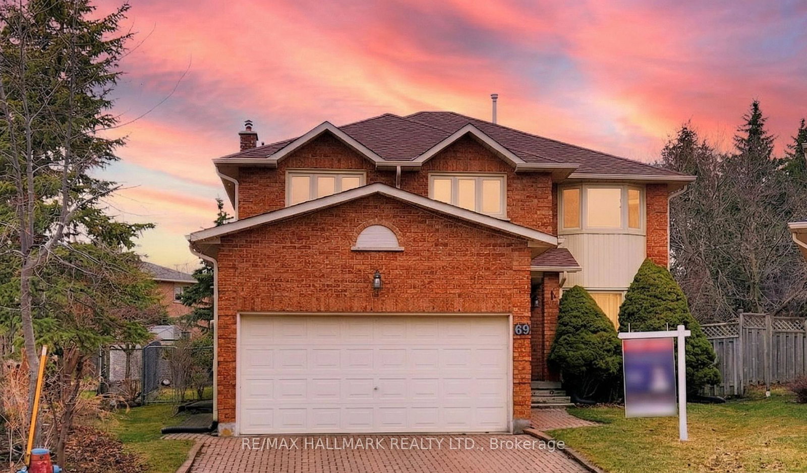 69-dunbarton-court-richmond-hill-ontario-n13097108