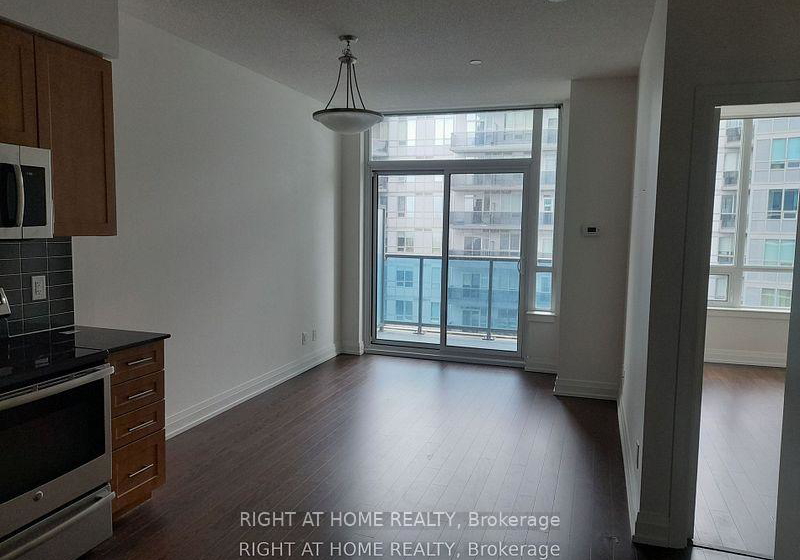 7165-yonge-street-markham-ontario-n13097520