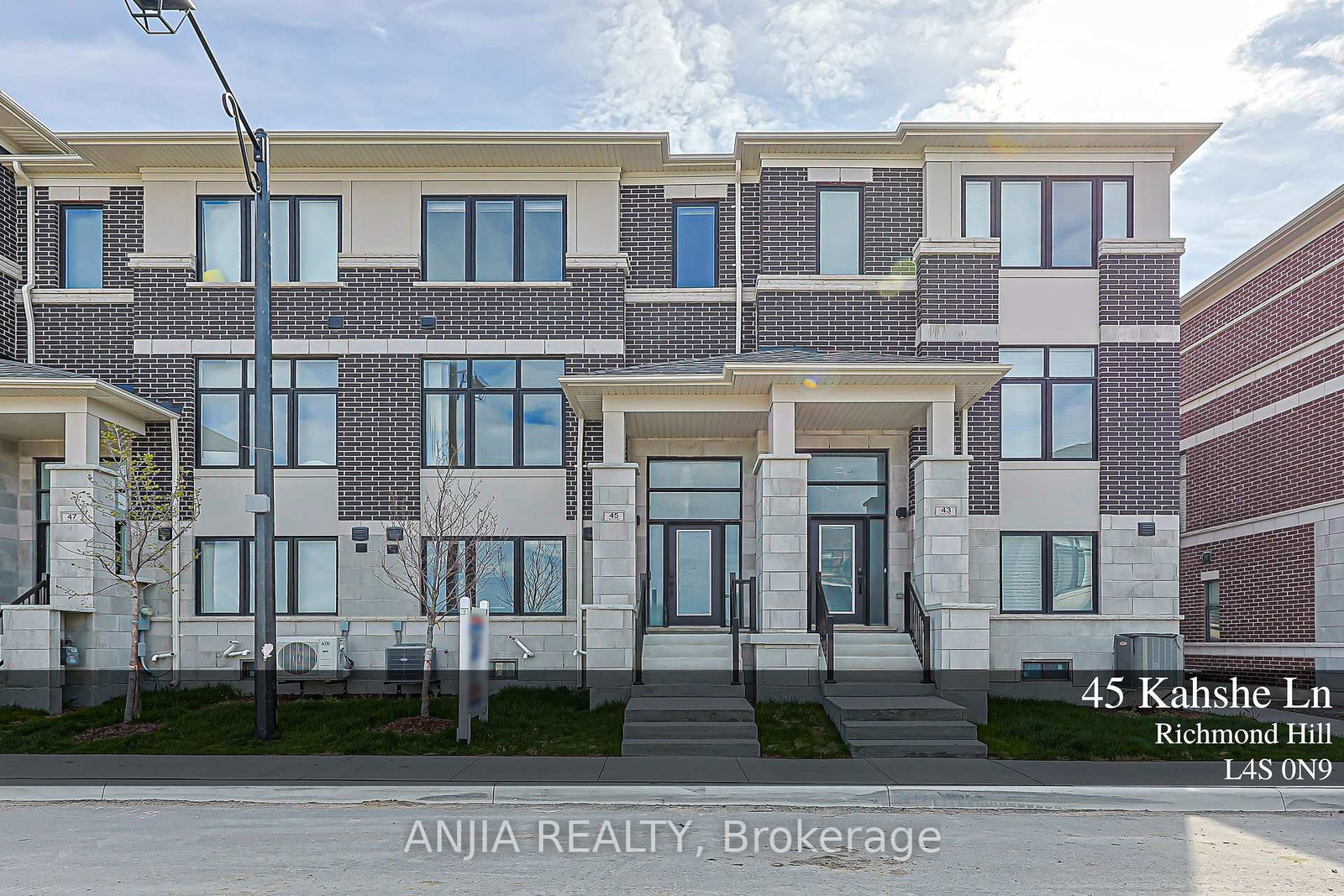 45-kahshe-lane-w-richmond-hill-ontario-n13097624