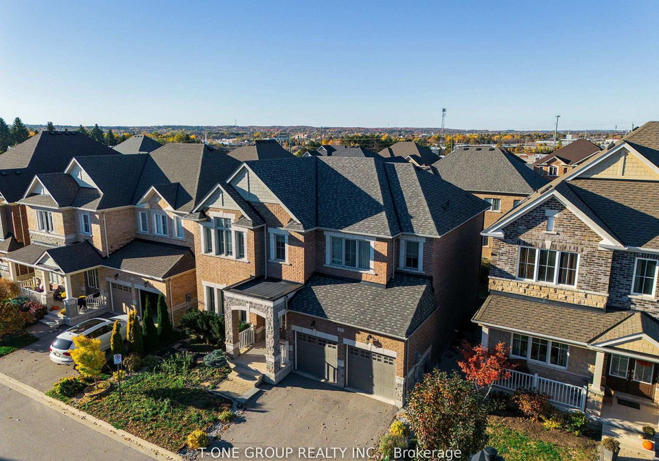 63-ken-sinclair-crescent-aurora-ontario-n13097898