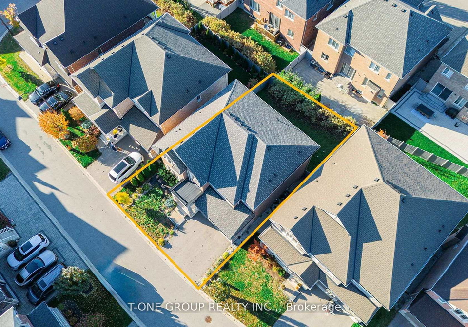 63-ken-sinclair-crescent-aurora-ontario-n13097898
