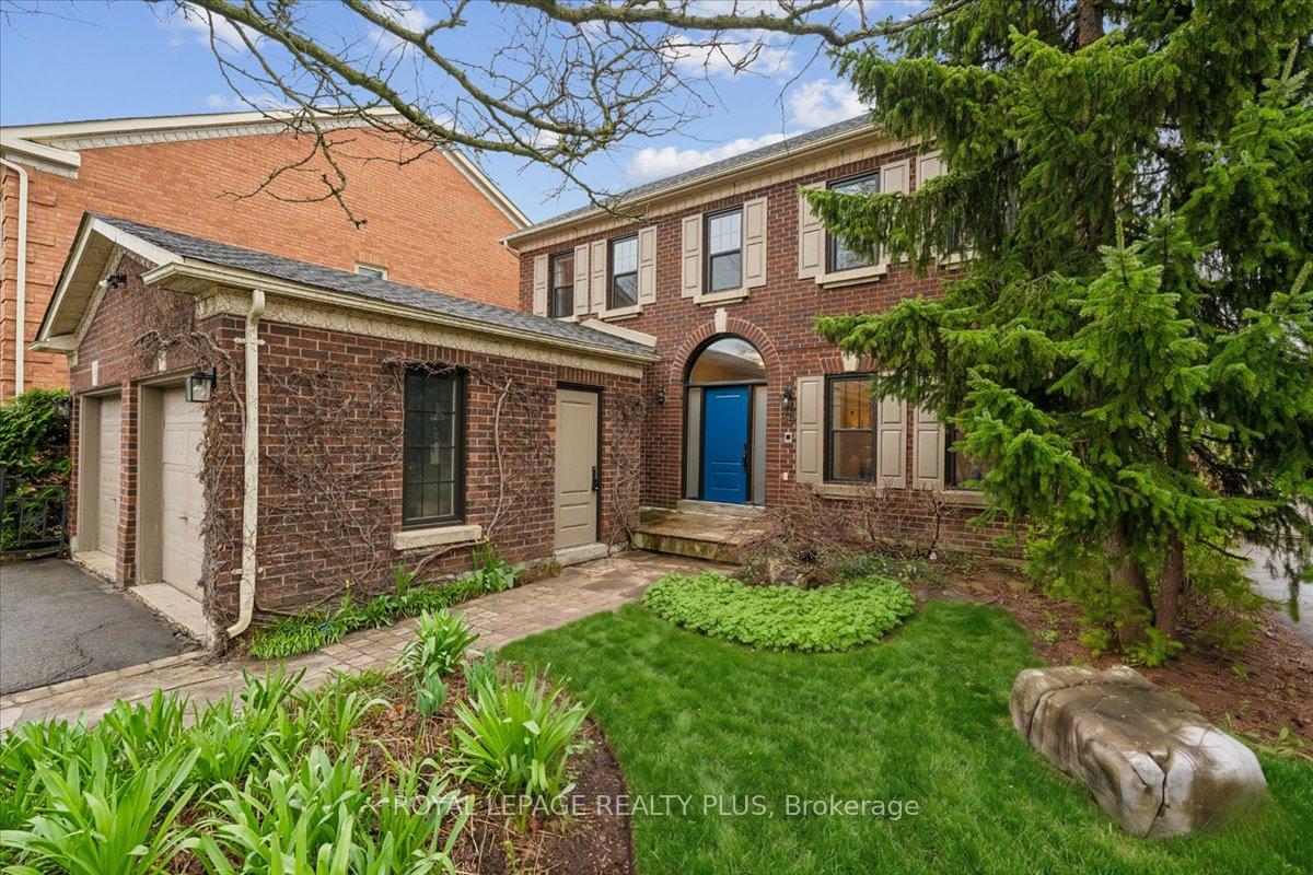 34-theobalds-circle-richmond-hill-ontario-n13097954