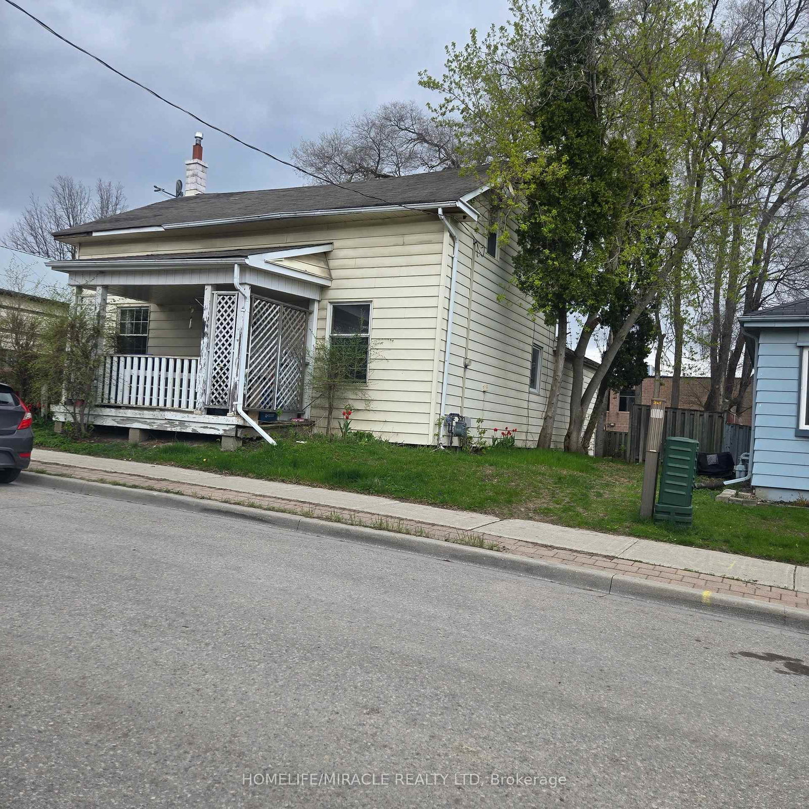 451-simcoe-street-newmarket-ontario-n13098308