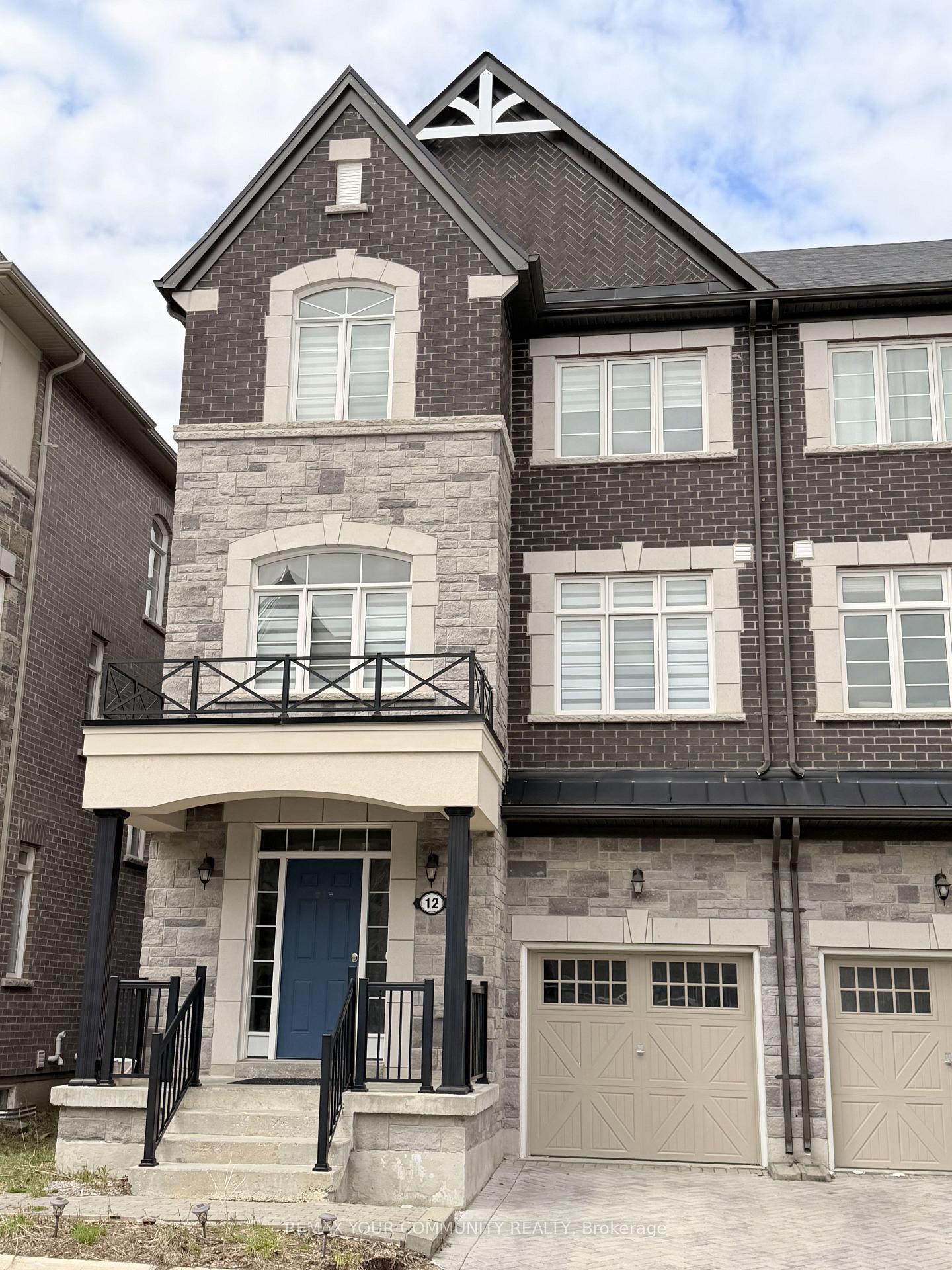 12-globemaster-lane-richmond-hill-ontario-n13098476