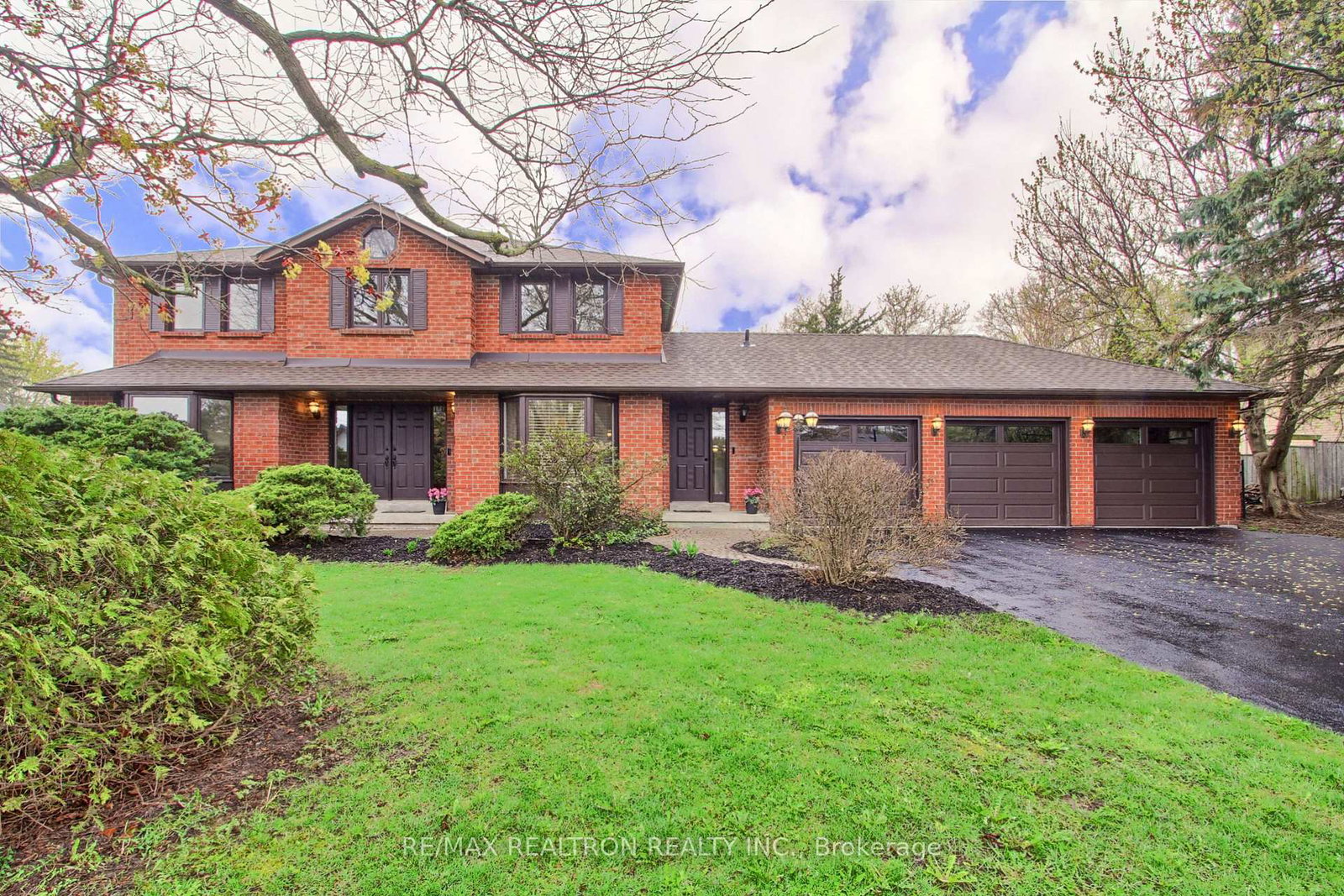 44-ward-avenue-east-gwillimbury-ontario-n13098766