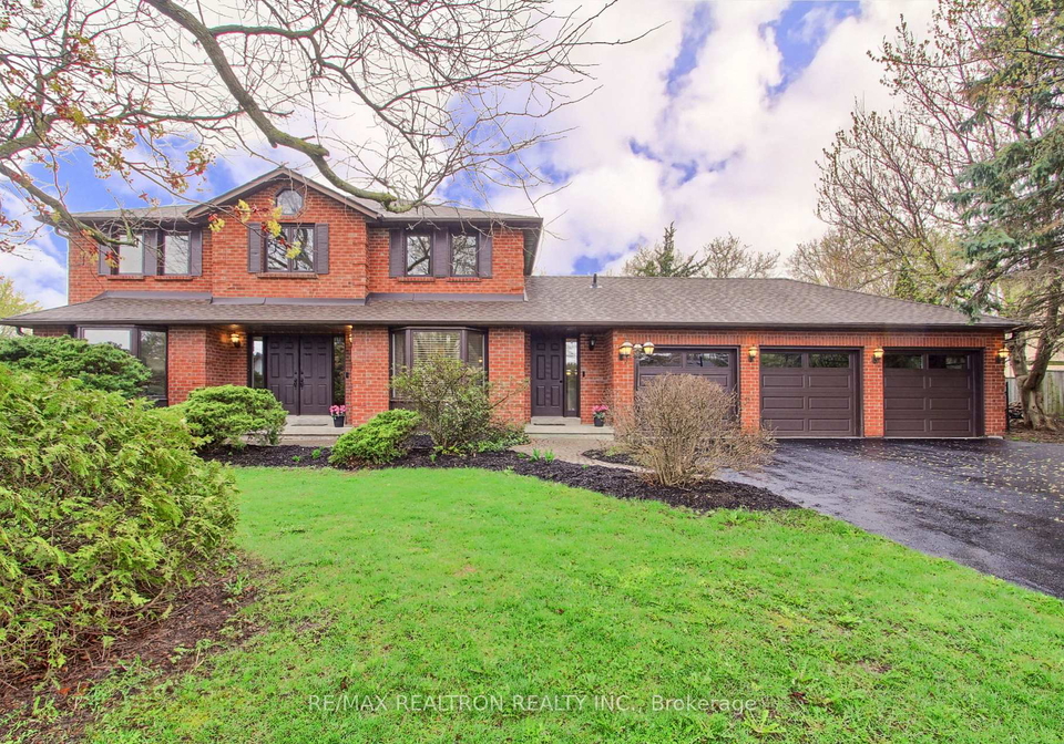 44-ward-avenue-east-gwillimbury-ontario-n13098766