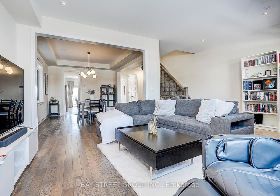 10943-victoria-square-boulevard-markham-ontario-n13099054