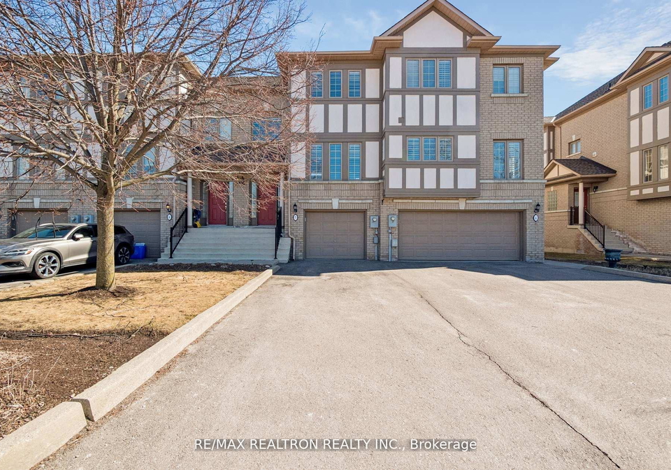 8909-bathurst-street-richmond-hill-ontario-n13099354
