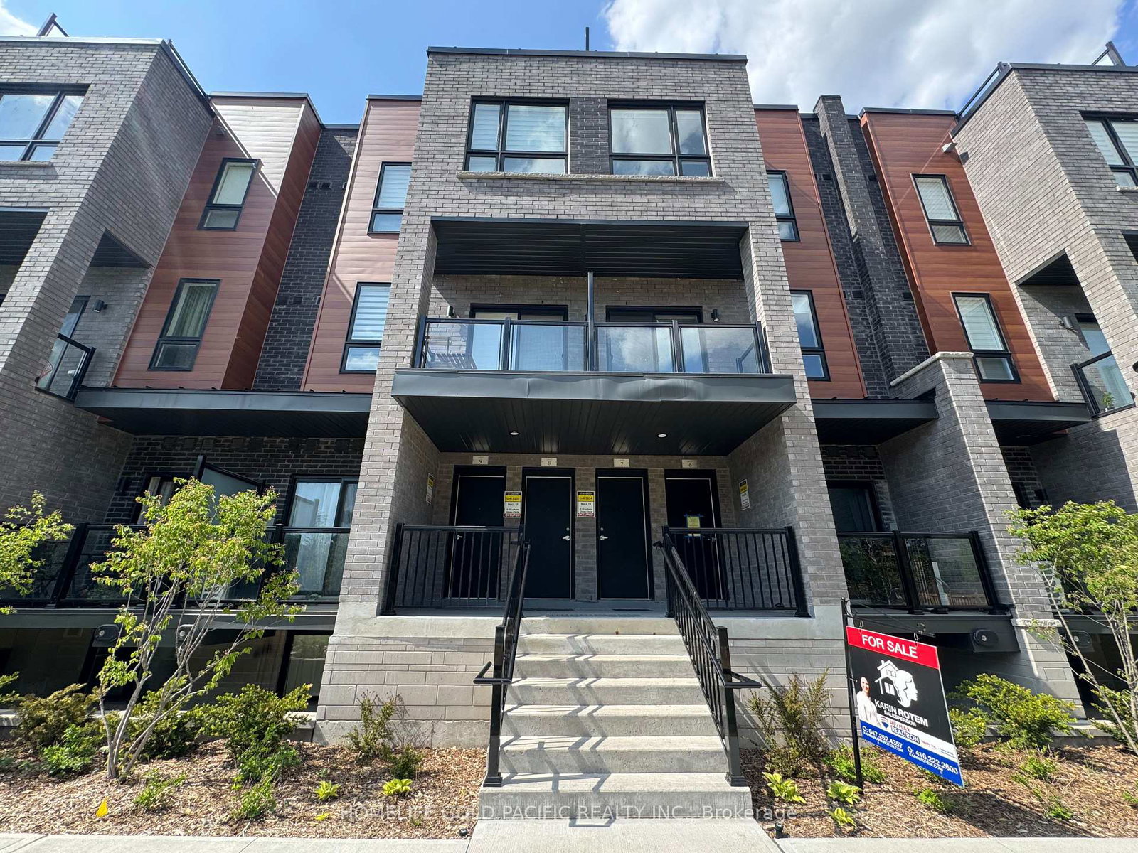 22-lytham-green-circle-newmarket-ontario-n13099502