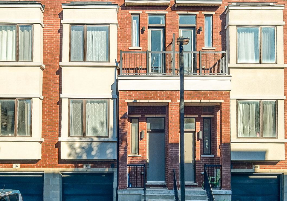 38-lafferty-lane-richmond-hill-ontario-n13099544