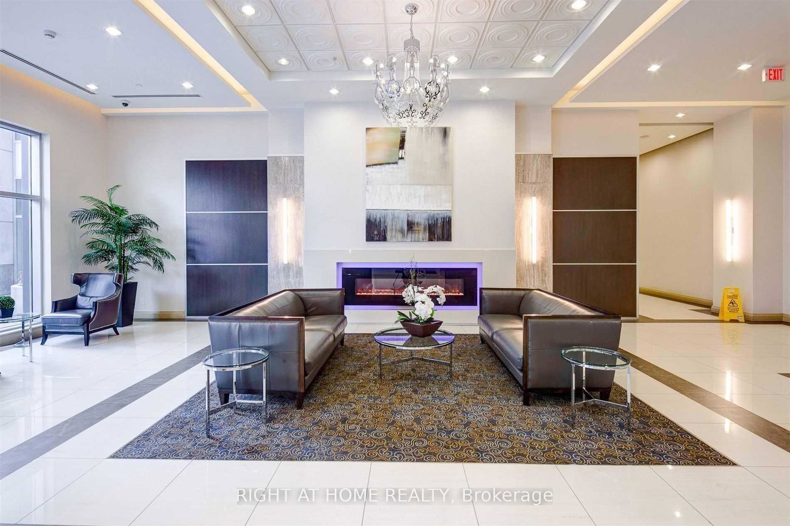 7165-yonge-street-e-markham-ontario-n13100046