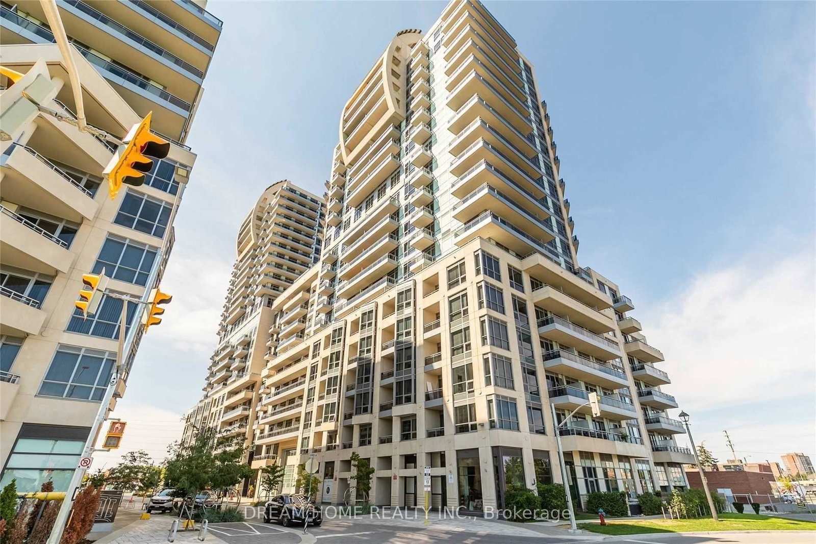 9201-yonge-street-richmond-hill-ontario-n13100236