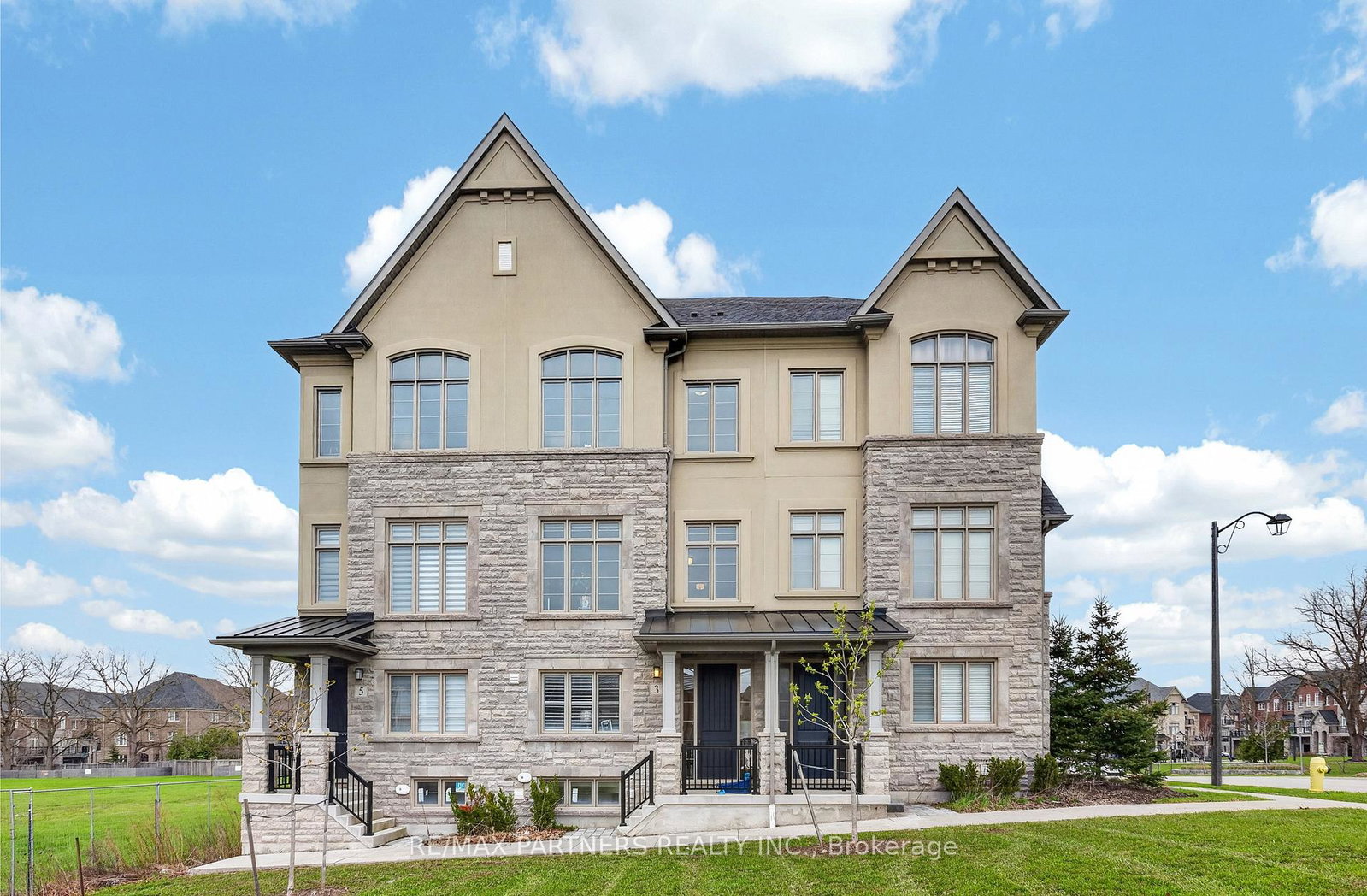 3-fernhill-lane-markham-ontario-n13100454