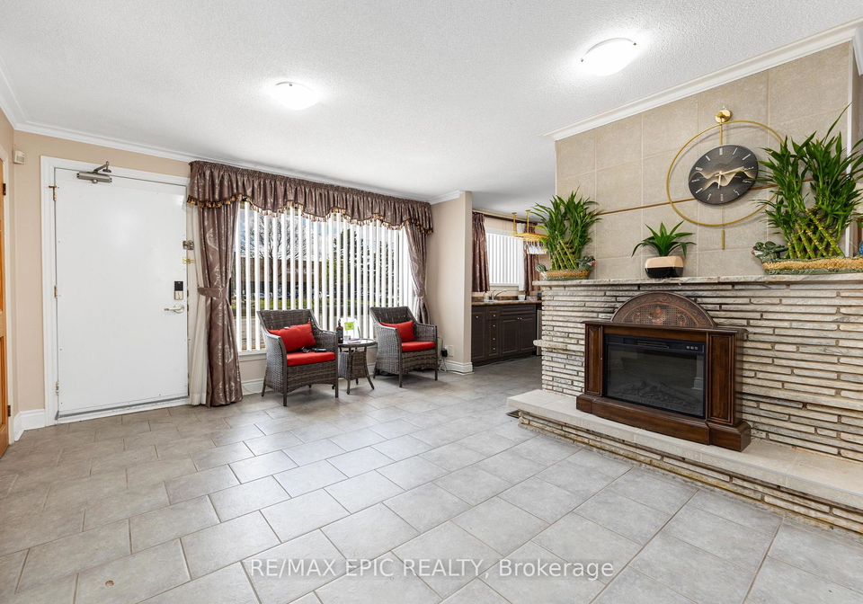 4812-highway-7-e-markham-ontario-n13100902