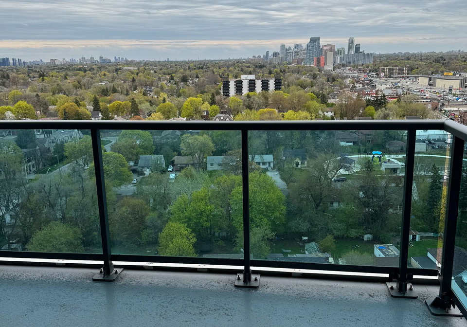 7167-yonge-street-markham-ontario-n13100992