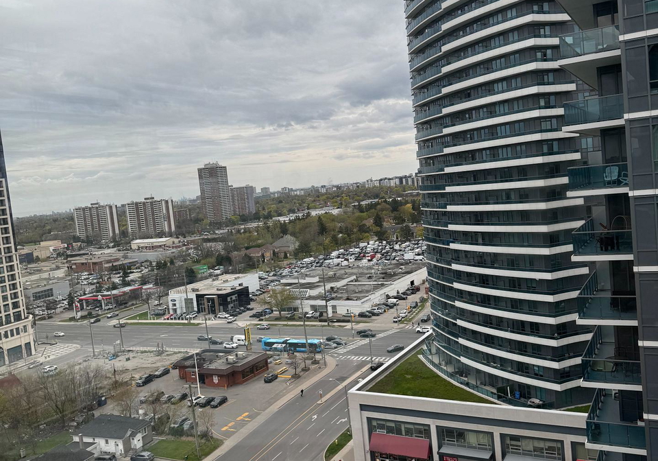 7167-yonge-street-markham-ontario-n13100992