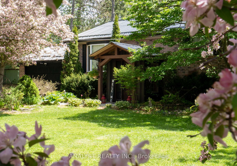 19-pine-park-boulevard-adjala-tosorontio-ontario-n13101242