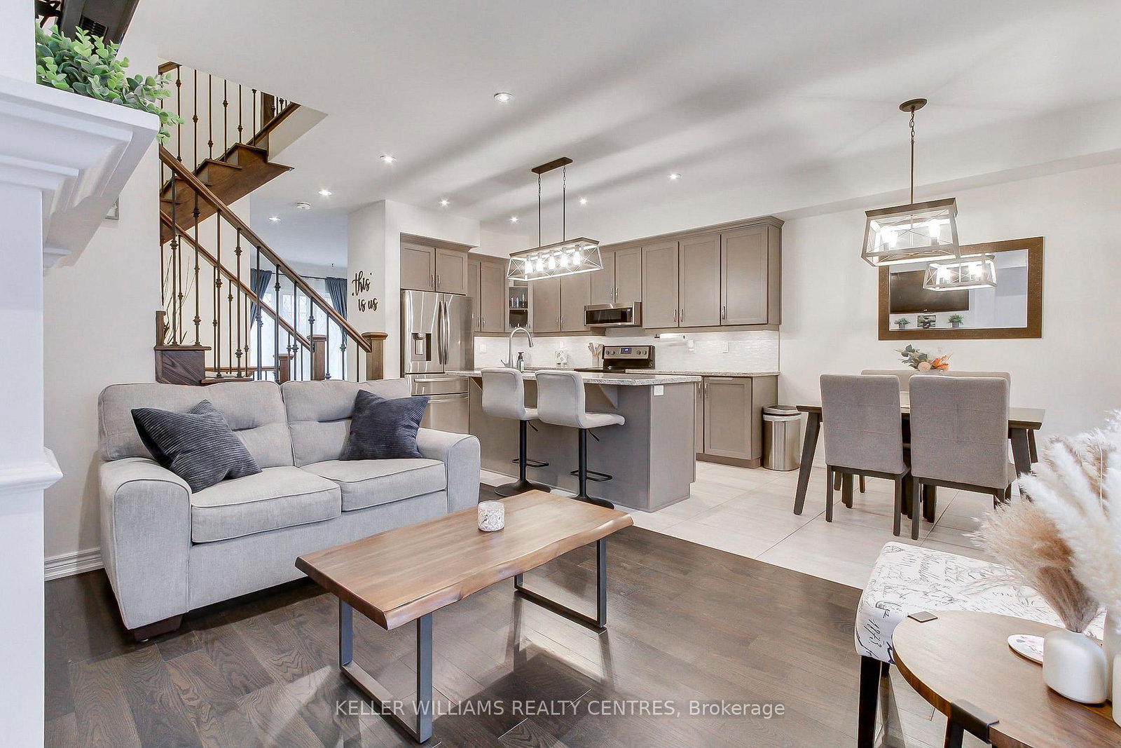 13-vita-stephanie-court-georgina-ontario-n13101546