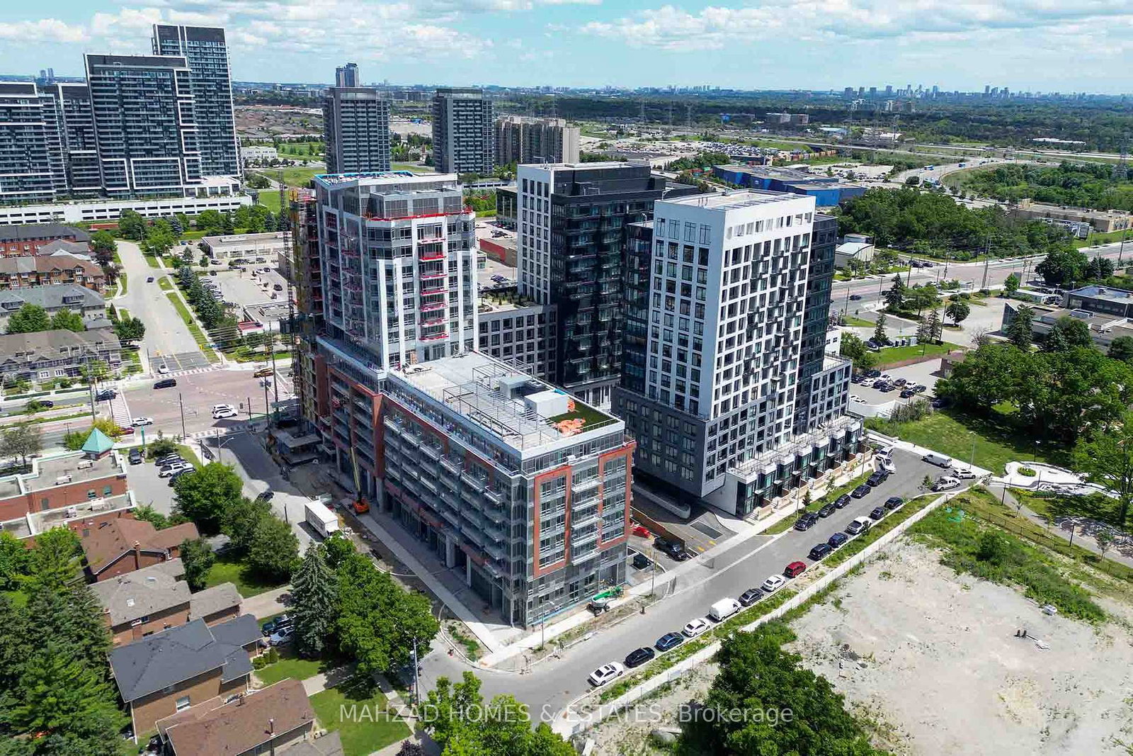 8886-yonge-street-richmond-hill-ontario-n13102128