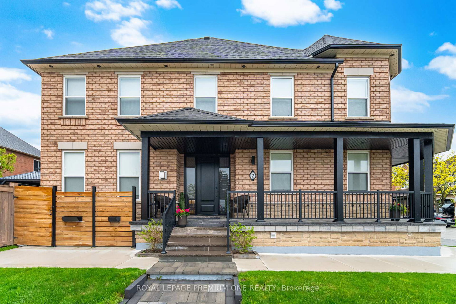 2-hollywood-hill-circle-vaughan-ontario-n13102684