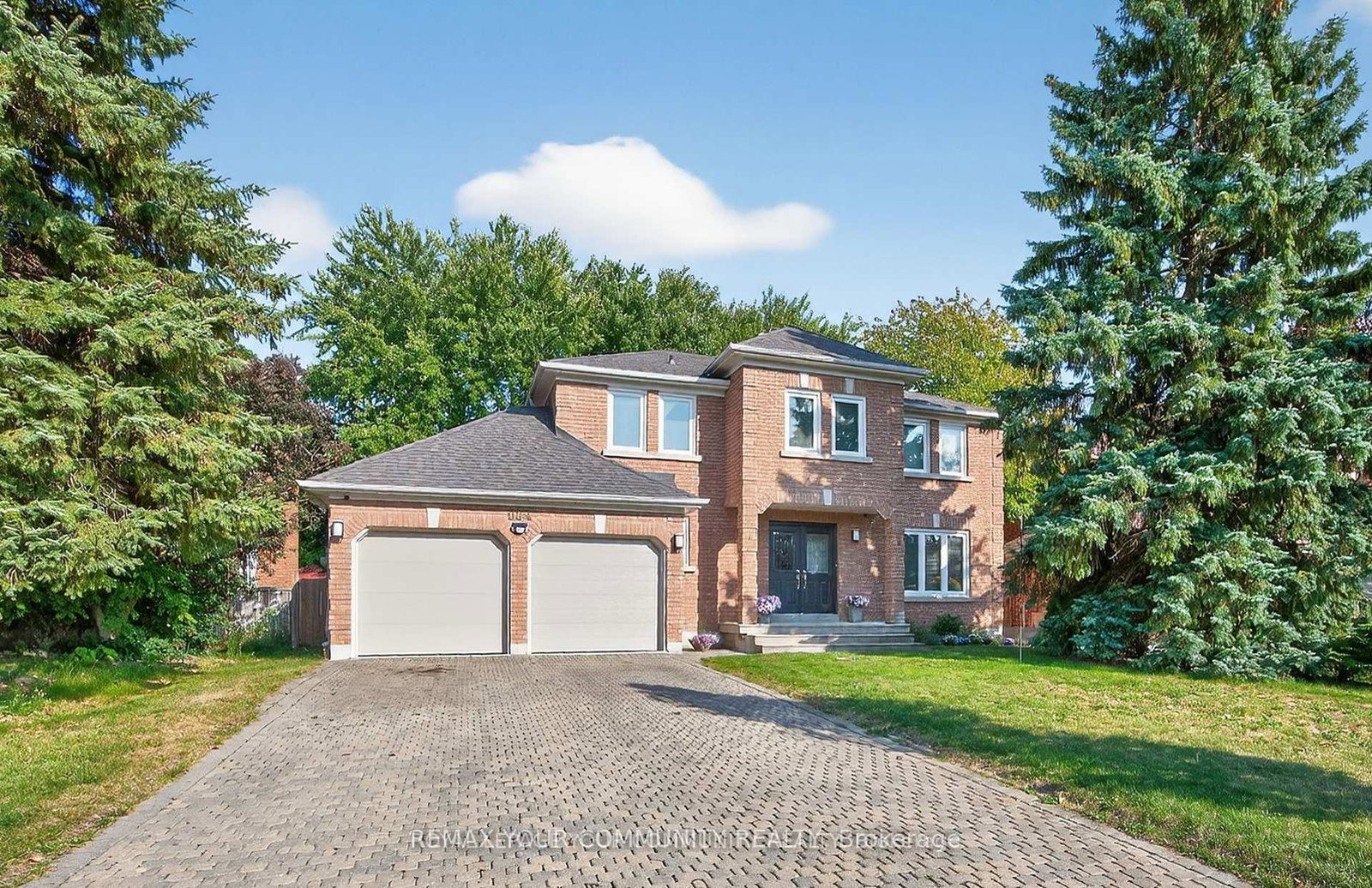 684-exceller-circle-newmarket-ontario-n13102722