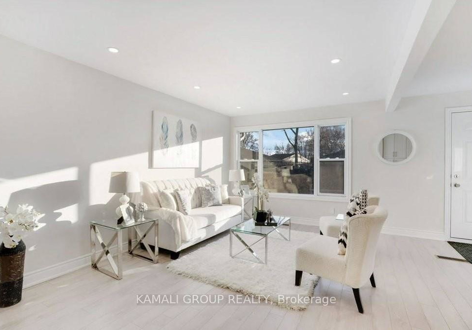 76-walter-avenue-newmarket-ontario-n13103078