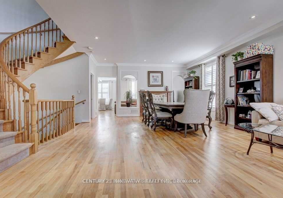19-brookgreene-crescent-richmond-hill-ontario-n13103118