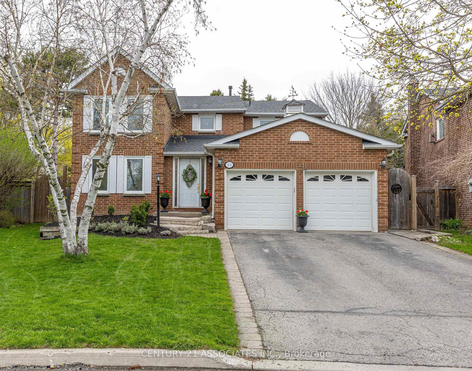 24-garnish-green-markham-ontario-n13103502