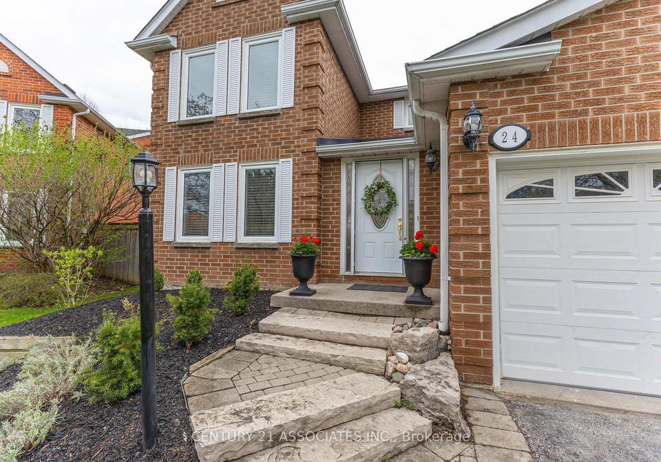 24-garnish-green-markham-ontario-n13103502