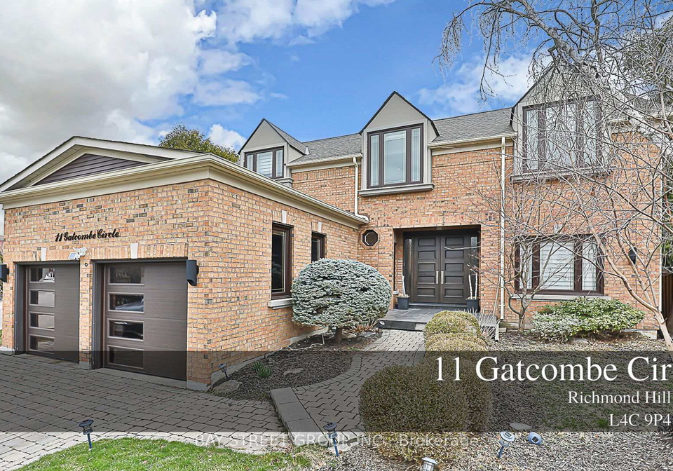 11-gatcombe-circle-richmond-hill-ontario-n13103894