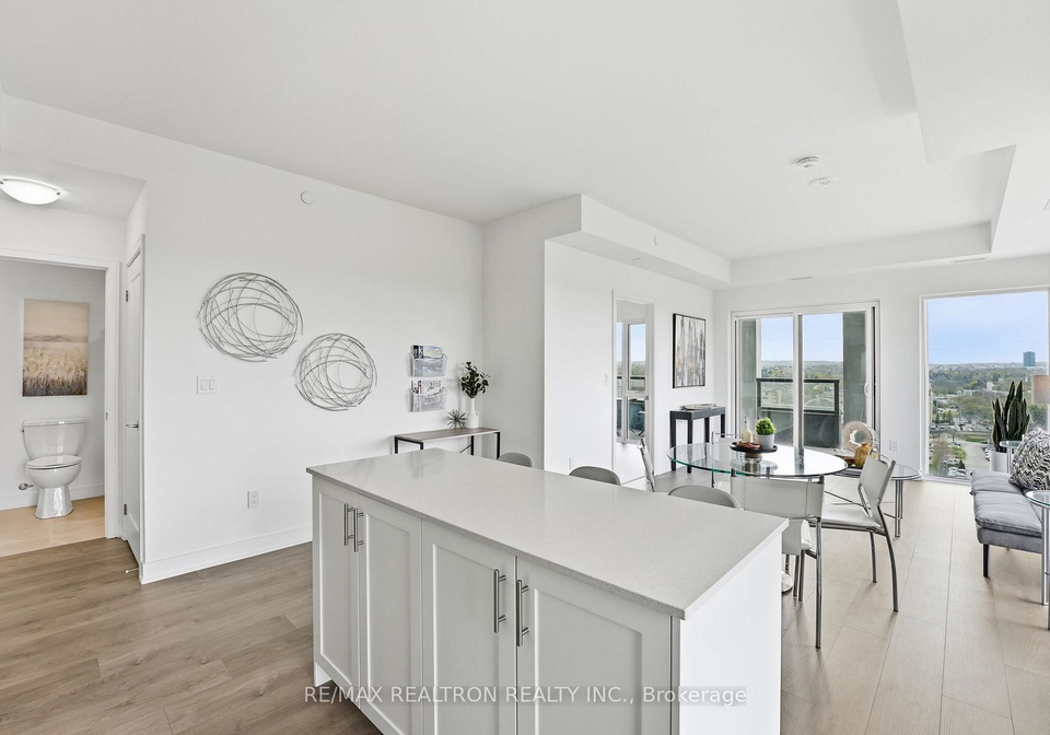 705-davis-drive-newmarket-ontario-n13106118