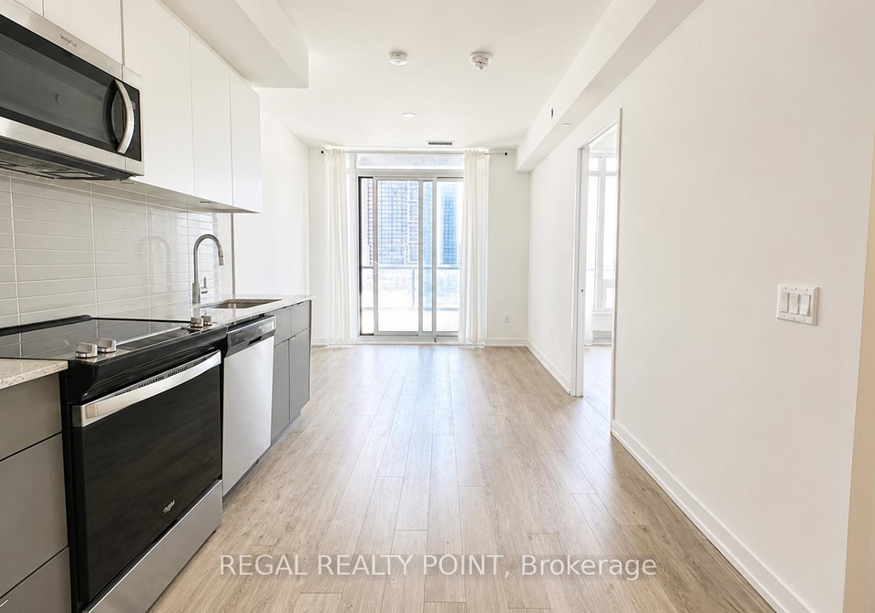 8868-yonge-street-richmond-hill-ontario-n13106712
