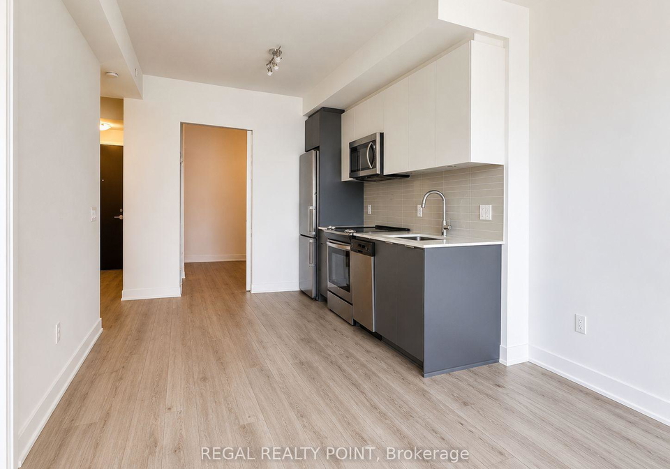 8868-yonge-street-richmond-hill-ontario-n13106712