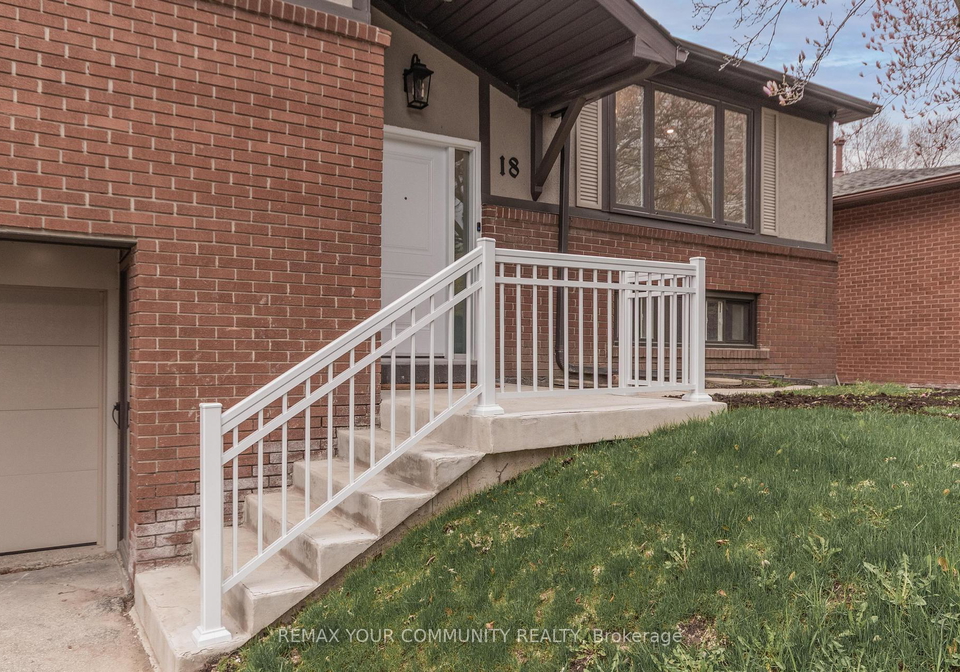 18-ironshield-crescent-markham-ontario-n13106966